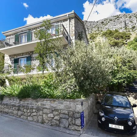 Vakantiehuis In Near Podstrana